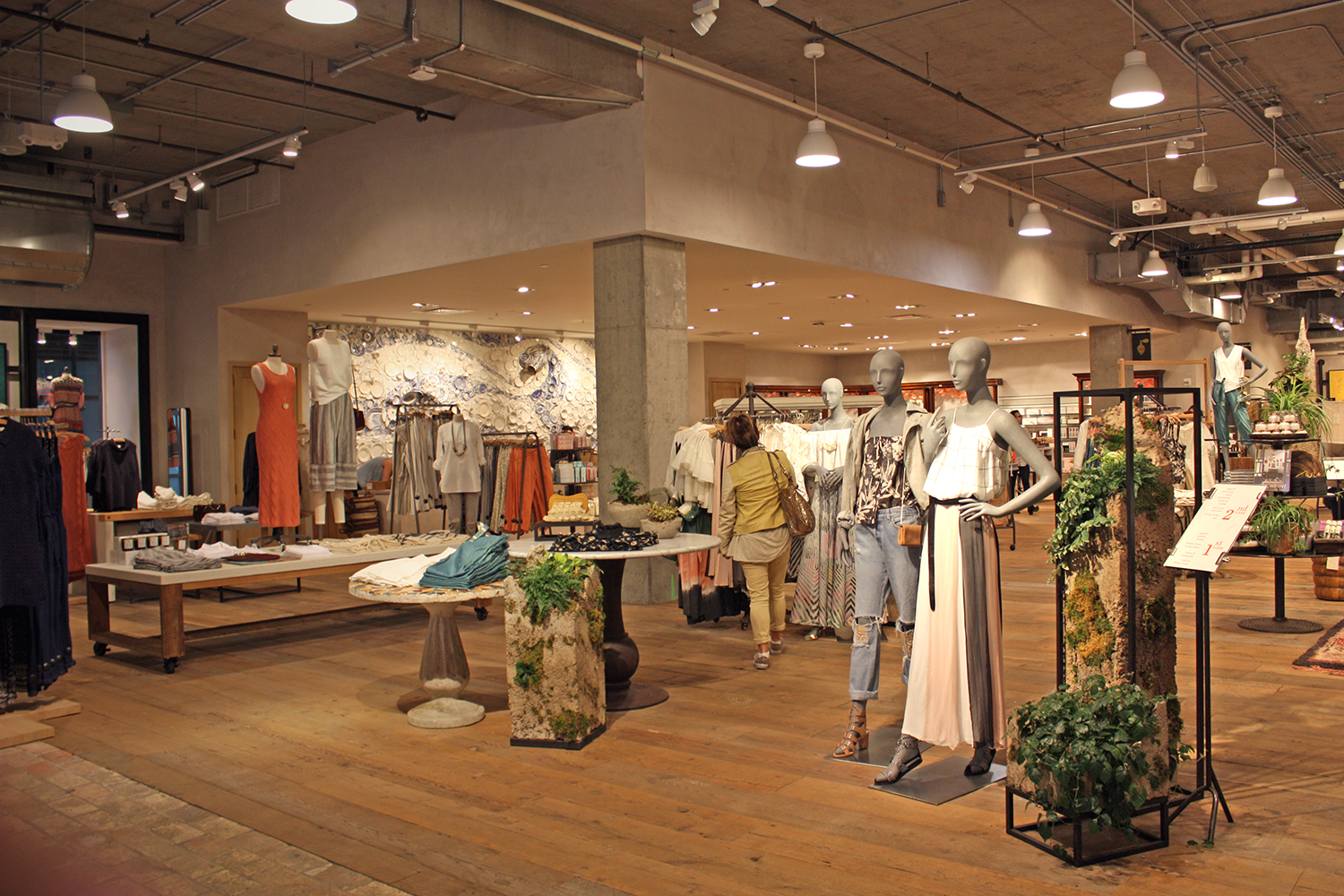 Discovering the Portland Anthropologie Department Store, Part 1: Experiencing the Store